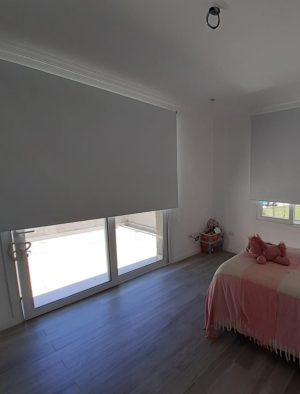 PERSIANA ROLLER GRIS 2X2,4M