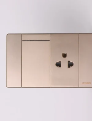 TOMA CORRIENTE 3 PIN + APAGADOR DORADO LUJO